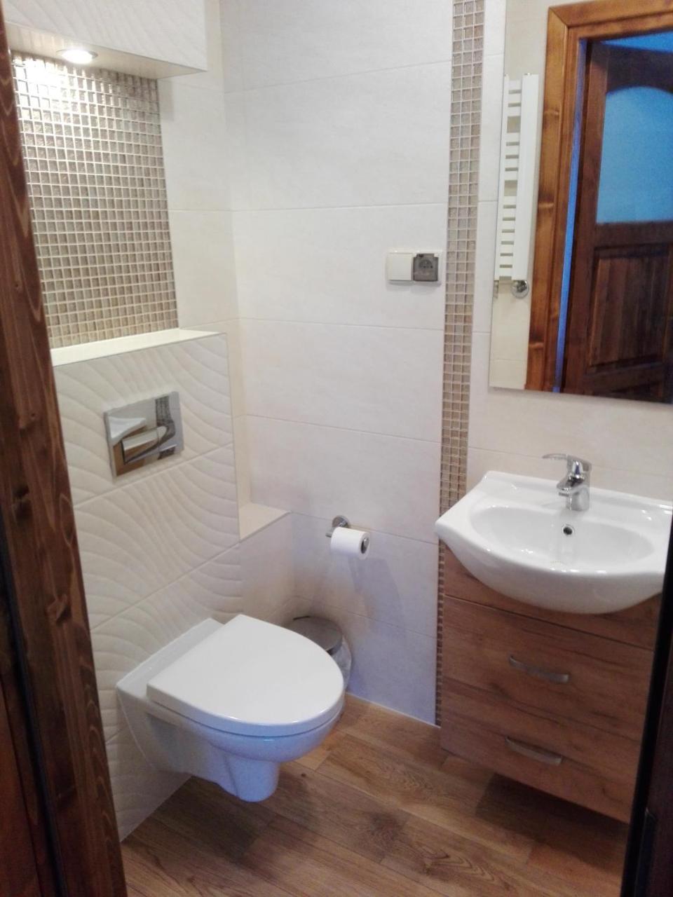 Jasmin Apartment Буковина Татжанска Екстериор снимка