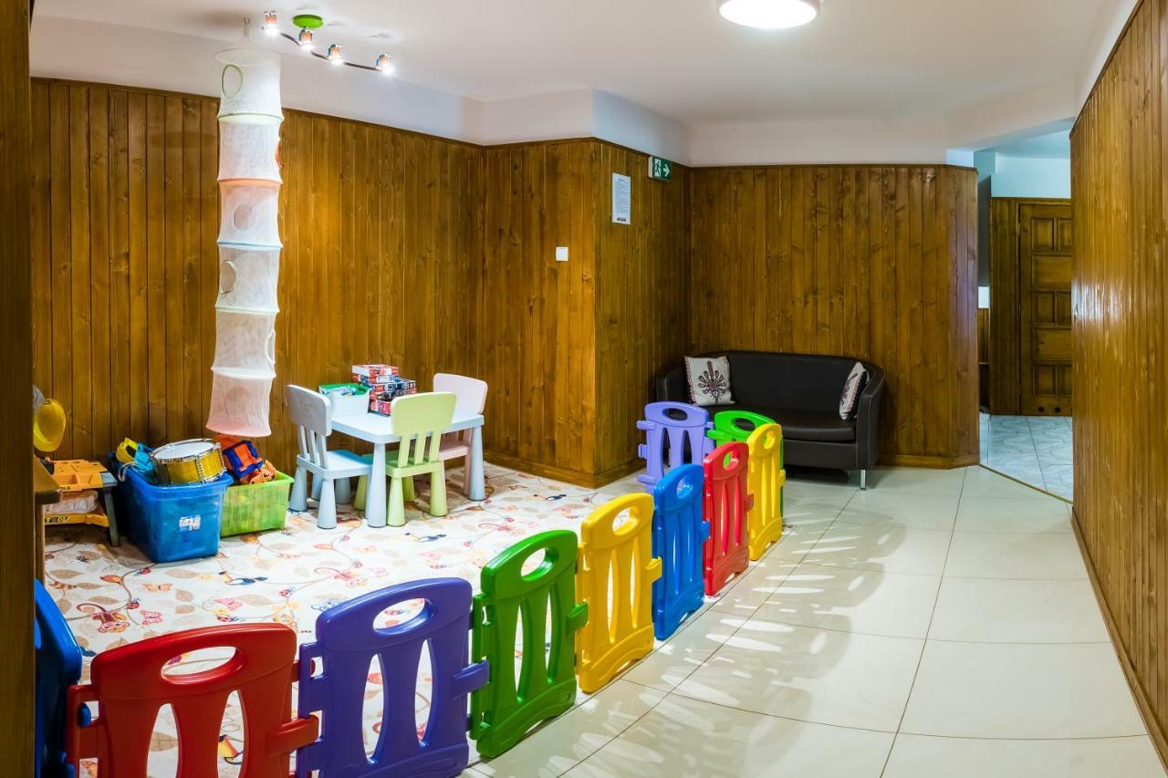 Jasmin Apartment Буковина Татжанска Екстериор снимка