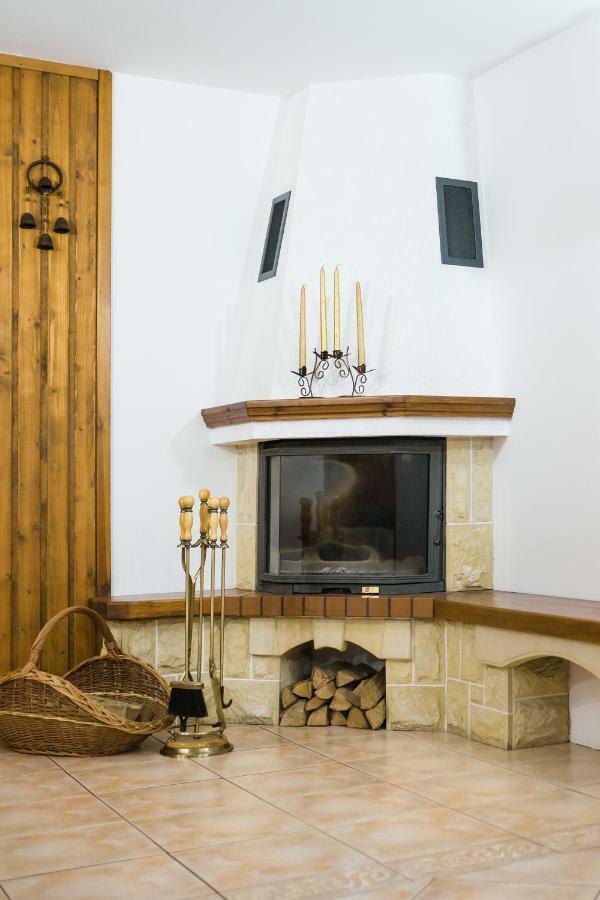 Jasmin Apartment Буковина Татжанска Екстериор снимка