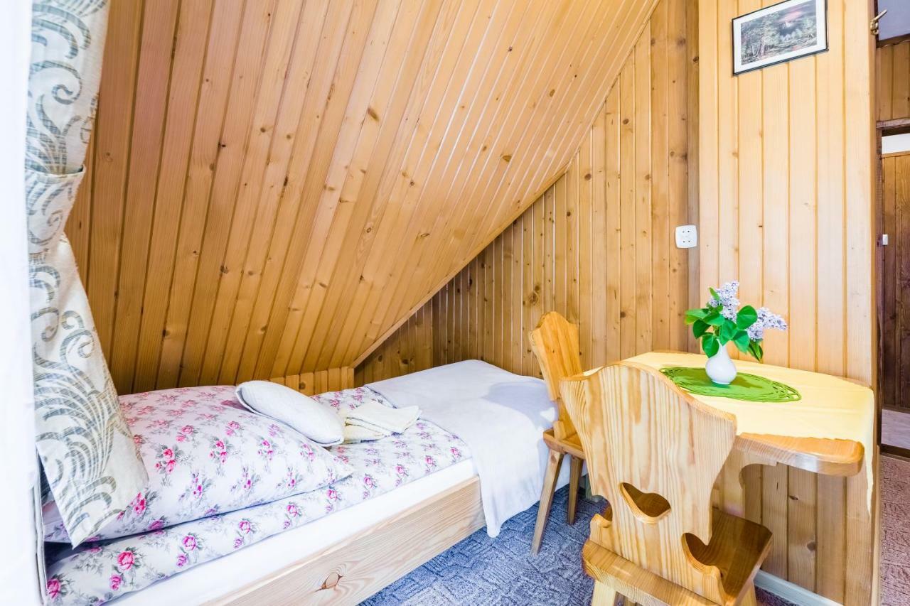 Jasmin Apartment Буковина Татжанска Екстериор снимка