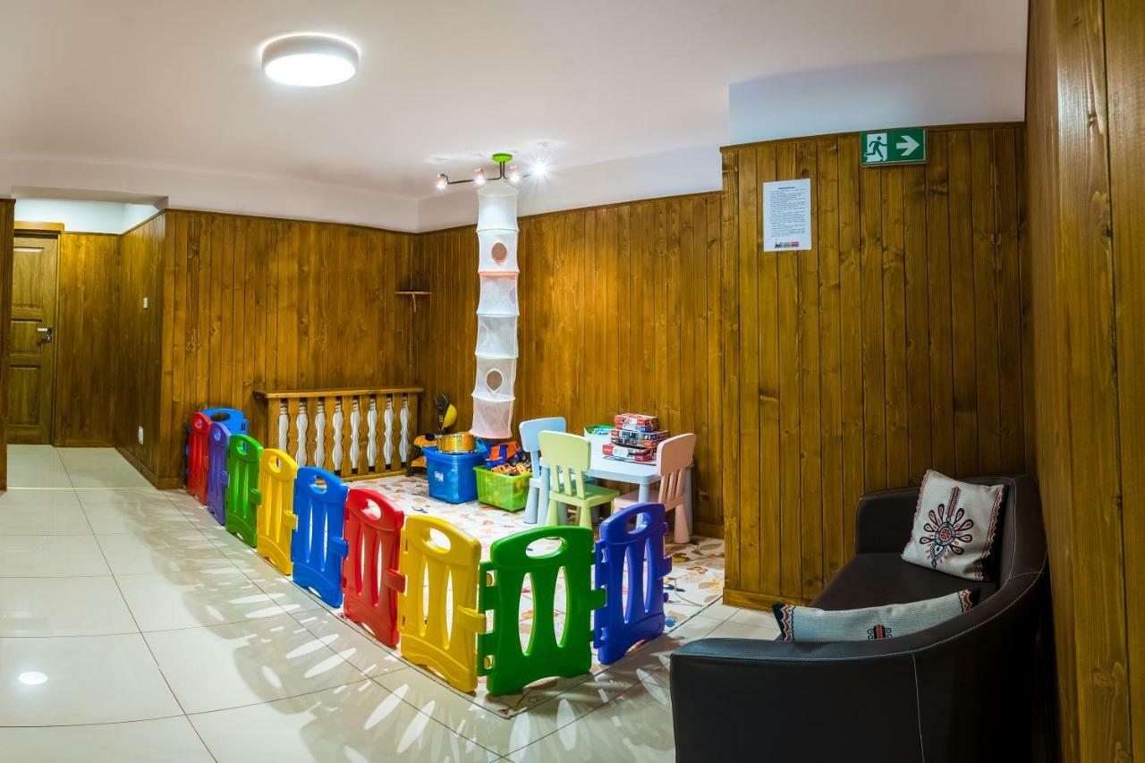 Jasmin Apartment Буковина Татжанска Екстериор снимка