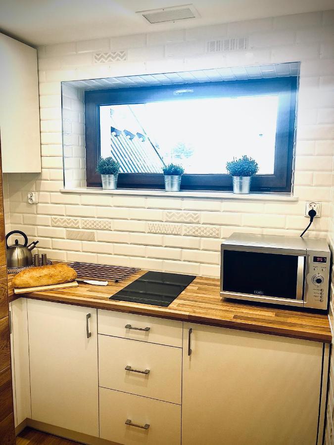 Jasmin Apartment Буковина Татжанска Екстериор снимка